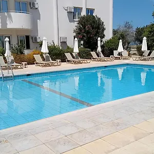 Apartmanhotel Mandalena, Protarász